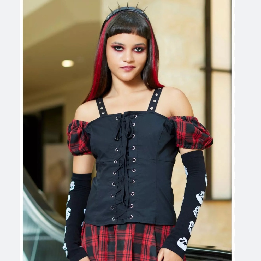 🔥Hot Topic Off Shoulder Corset Top
